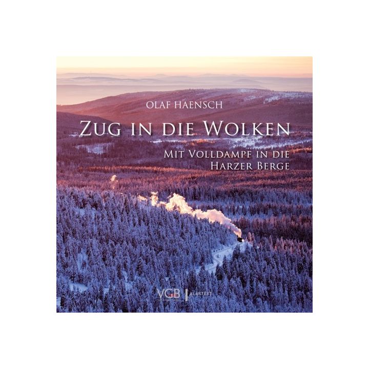Zug in die Wolken